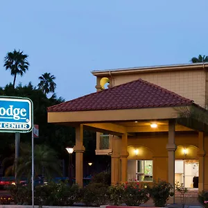 Travelodge By Wyndham Long Convention Center 2* Long Beach
